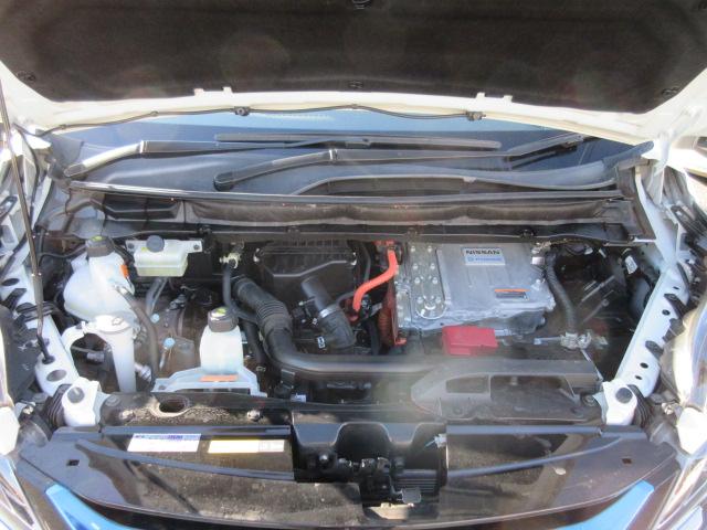 セレナ ｅ－パワー　ハイウェイスターＶ　純正ナビ・アラウンドビュー・ＥＴＣ・プロパイロット・ドライブレコーダー・Ｂｌｕｅｔｏｏｔｈ接続・パーキングアシスト・ステアリングヒーター・シートヒーター・衝突被害軽減・踏み間違い防止・禁煙車・記録簿（73枚目）