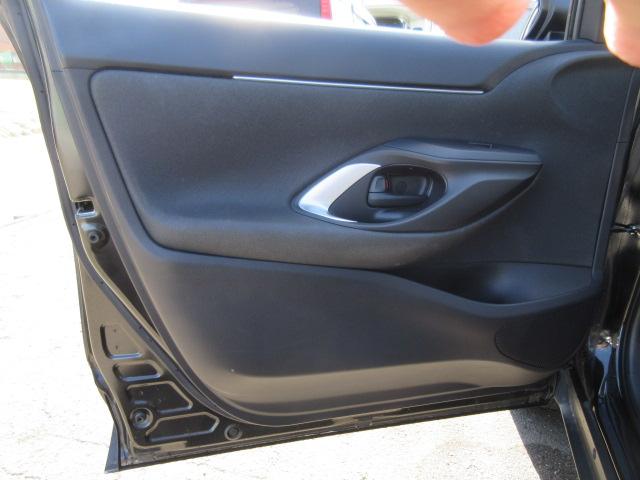 ヤリスクロス ハイブリッドＧ　純正８インチディスプレイＡｕｄｉｏ・全周囲カメラ・ＥＴＣ・ドラレコ・ＢＳＭ・Ｂｌｕｅｔｏｏｔｈ接続・ＬＥＤヘッドライト・クリアランスソナー・純アルミ・クルーズコントロール・禁煙車・ＴＳＳ・スマートキー（33枚目）