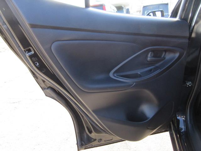 ヤリスクロス ハイブリッドＧ　純正８インチディスプレイＡｕｄｉｏ・全周囲カメラ・ＥＴＣ・ドラレコ・ＢＳＭ・Ｂｌｕｅｔｏｏｔｈ接続・ＬＥＤヘッドライト・クリアランスソナー・純アルミ・クルーズコントロール・禁煙車・ＴＳＳ・スマートキー（41枚目）