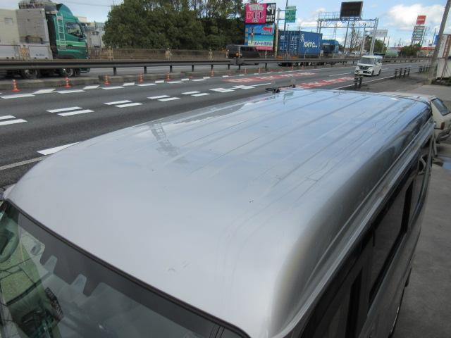 スクラムワゴン PZターボ 純正ナビ・フルセグ・ETC・シートヒーター・リアヒーター・障害物センサー・Bluetooth接続・DVD・CD・ターボ車・フォグランプ・レーンキープアシスト・アクセル踏み間違い防止装置・純正アルミ(11枚目)