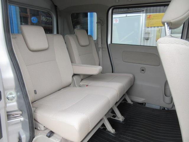 スクラムワゴン PZターボ 純正ナビ・フルセグ・ETC・シートヒーター・リアヒーター・障害物センサー・Bluetooth接続・DVD・CD・ターボ車・フォグランプ・レーンキープアシスト・アクセル踏み間違い防止装置・純正アルミ(34枚目)