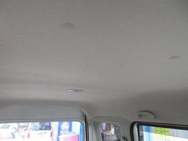 スクラムワゴン PZターボ 純正ナビ・フルセグ・ETC・シートヒーター・リアヒーター・障害物センサー・Bluetooth接続・DVD・CD・ターボ車・フォグランプ・レーンキープアシスト・アクセル踏み間違い防止装置・純正アルミ(68枚目)