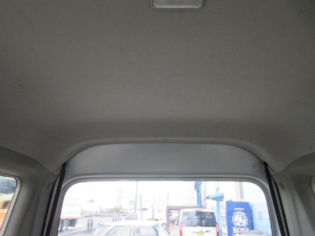 スクラムワゴン PZターボ 純正ナビ・フルセグ・ETC・シートヒーター・リアヒーター・障害物センサー・Bluetooth接続・DVD・CD・ターボ車・フォグランプ・レーンキープアシスト・アクセル踏み間違い防止装置・純正アルミ(70枚目)