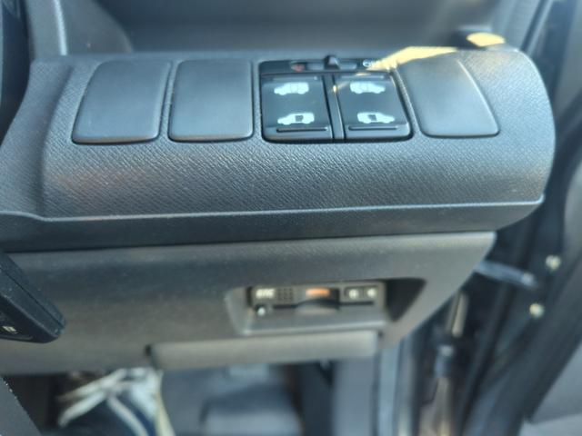 ステップワゴン G Lパッケージ HIDヘッドライト 両側パワースライドドア ETC(11枚目)