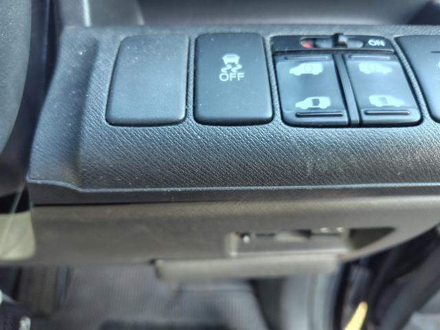 ステップワゴン Ｇ　インターナビＥセレクション　スマートキー　両側パワースライドドア　ＥＴＣ　バックカメラ　バッテリー新品交換（8枚目）