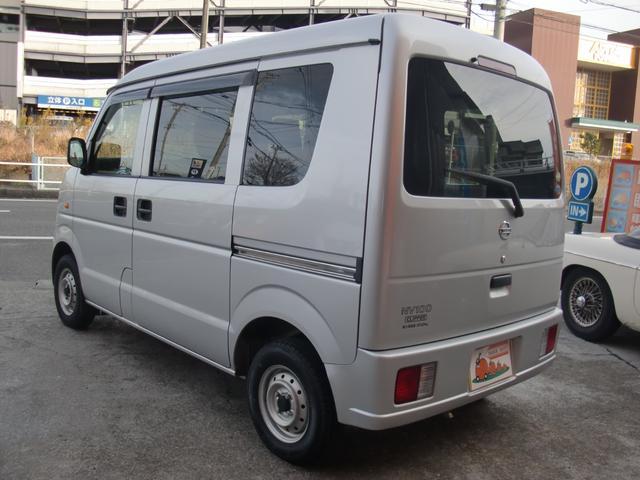 日産 ＮＶ１００クリッパーバン