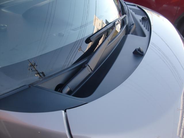 ムーヴキャンバス Ｘメイクアップリミテッド　ＳＡＩＩＩ　４ＷＤ　両側パワースライドデア　純正大画面ナビ　フルセグＴＶ　ブルートゥースオーディオ　全周囲モニター　ＣＤ／ＤＶＤ再生　セイフティーサポート　オートハイビーム　ナビ連動専用ドラレコ　ＵＳＢポート（7枚目）