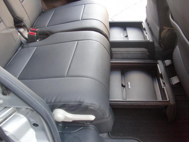 ムーヴキャンバス Ｘメイクアップリミテッド　ＳＡＩＩＩ　４ＷＤ　両側パワースライドデア　純正大画面ナビ　フルセグＴＶ　ブルートゥースオーディオ　全周囲モニター　ＣＤ／ＤＶＤ再生　セイフティーサポート　オートハイビーム　ナビ連動専用ドラレコ　ＵＳＢポート（23枚目）