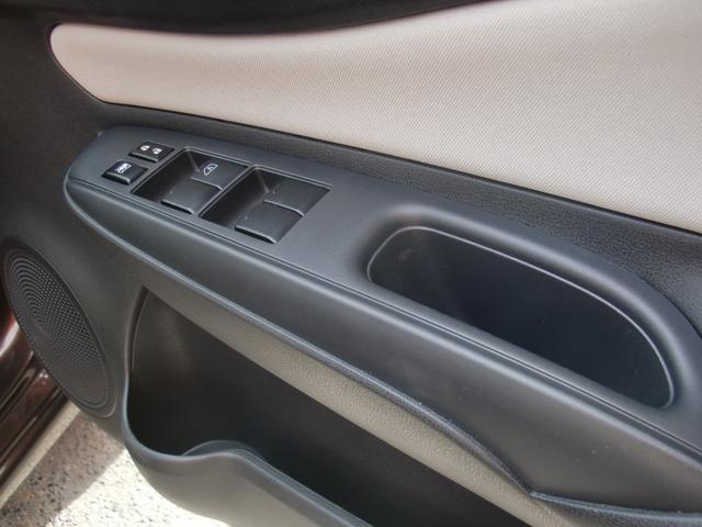 ノート Ｘ　ワンオーナー　禁煙車　アラウンドビューモニター　Ｅミラー　純正ナビＴＶブルートゥースオーディオ　スマートキー２個　プッシュスタート（18枚目）