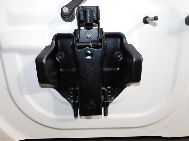 XG パートタイム4WD インタークーラーターボ 新品部品3インチリフトアップキット 新品16インチマッドタイヤ 新品プロジェクターヘッドライト 新品オーバーフェンダー 新品前後LED付きショートバンパー(45枚目)