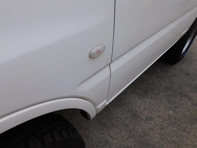 ジムニー XG 9型 インタークーラーターボ パートタイム4WD 新品部品3インチリフトアップキット 16インチアルミホイール 新品TOYOオープンカントリーホワイトレター16インチタイヤ(33枚目)