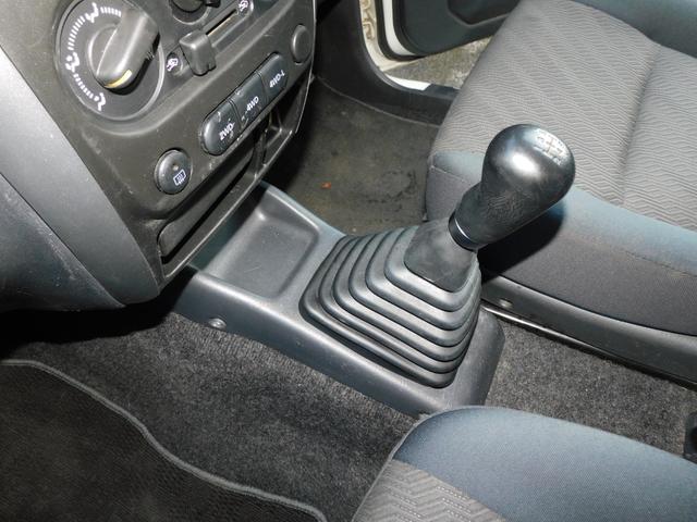 ジムニー ＸＧ　９型　フロア５速ミッション　パートタイム４ＷＤ　新品部品３インチリフトアップキット　新品前後ショックアブソーバー　新品前後ラテラルロッド　新品前後スプリング　ダブルエアバッグ　ＡＢＳ（10枚目）