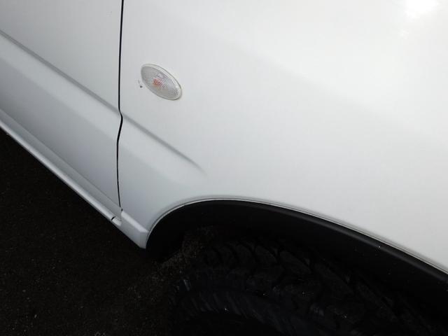 ジムニー ＸＧ　９型　フロア５速ミッション　パートタイム４ＷＤ　新品部品３インチリフトアップキット　新品前後ショックアブソーバー　新品前後ラテラルロッド　新品前後スプリング　ダブルエアバッグ　ＡＢＳ（27枚目）