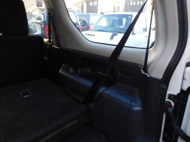 ジムニー ＸＧ　９型　フロア５速ミッション　パートタイム４ＷＤ　新品部品３インチリフトアップキット　新品前後ショックアブソーバー　新品前後ラテラルロッド　新品前後スプリング　ダブルエアバッグ　ＡＢＳ（34枚目）