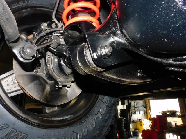 ジムニー ＸＧ　９型　フロア５速ミッション　パートタイム４ＷＤ　新品部品３インチリフトアップキット　新品前後ショックアブソーバー　新品前後ラテラルロッド　新品前後スプリング　ダブルエアバッグ　ＡＢＳ（39枚目）
