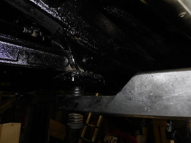 ジムニー ＸＧ　９型　フロア５速ミッション　パートタイム４ＷＤ　新品部品３インチリフトアップキット　新品前後ショックアブソーバー　新品前後ラテラルロッド　新品前後スプリング　ダブルエアバッグ　ＡＢＳ（54枚目）