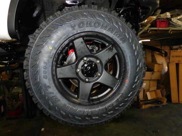ジムニー ＸＧ　９型　フロア５速ミッション　パートタイム４ＷＤ　新品部品３インチリフトアップキット　新品前後ショックアブソーバー　新品前後ラテラルロッド　新品前後スプリング　ダブルエアバッグ　ＡＢＳ（62枚目）