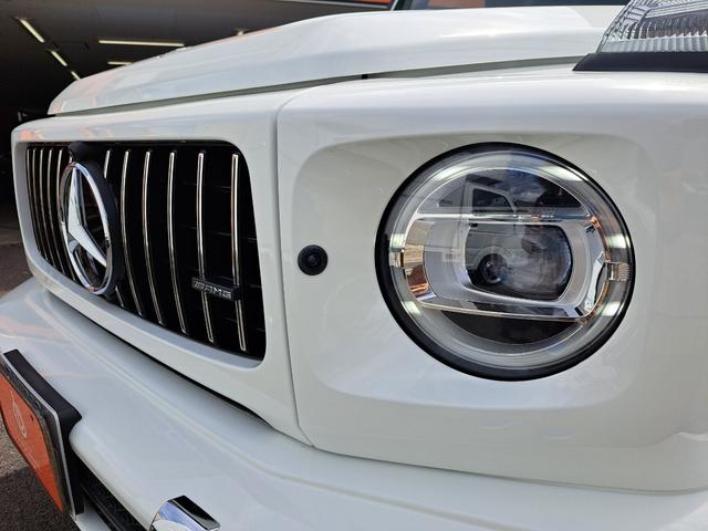 Ｇクラス Ｇ３５０ｄ　ＡＭＧライン　純正２０インチアルミ／ブルメスターサラウンドシステム／ガラススライディングルーフ／ＬＥＤヘッドライト／アダプティブダンピングシステム／アイドリングストップ／３６０°カメラ／ブラックレザー／ドラレコ（13枚目）