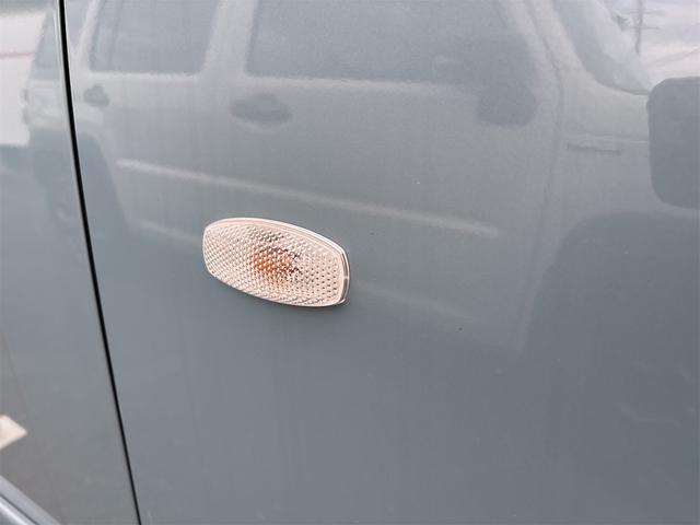 ムーヴキャンバス ストライプスＧ　両側電動スライドドア　クリアランスソナー　レーンアシスト　衝突被害軽減システム　オートライト　ＬＥＤヘッドランプ　スマートキー　アイドリングストップ　電動格納ミラー　シートヒーター　ベンチシート（13枚目）