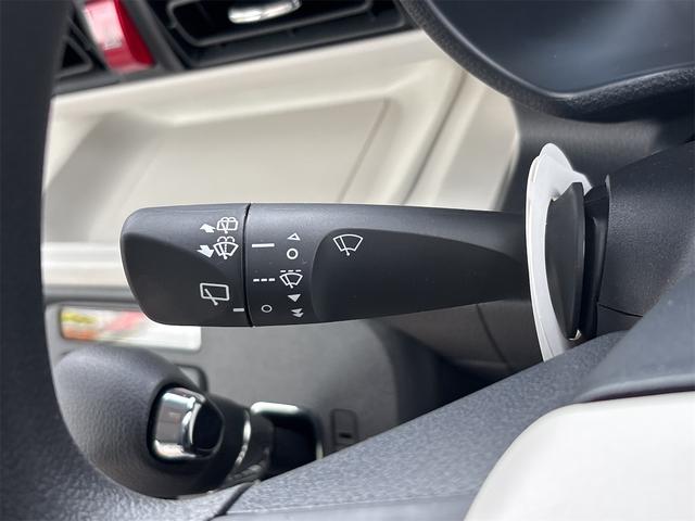 ムーヴキャンバス ストライプスＧ　両側電動スライドドア　クリアランスソナー　レーンアシスト　衝突被害軽減システム　オートライト　ＬＥＤヘッドランプ　スマートキー　アイドリングストップ　電動格納ミラー　シートヒーター　ベンチシート（43枚目）