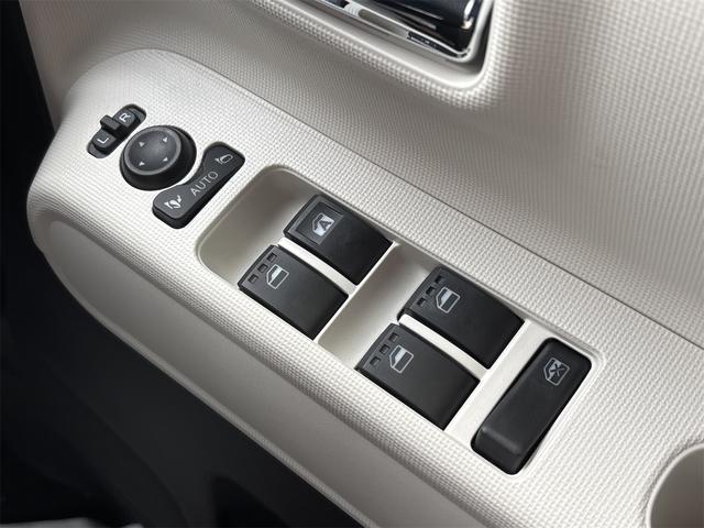 ムーヴキャンバス ストライプスＧ　両側電動スライドドア　クリアランスソナー　レーンアシスト　衝突被害軽減システム　オートライト　ＬＥＤヘッドランプ　スマートキー　アイドリングストップ　電動格納ミラー　シートヒーター　ベンチシート（45枚目）