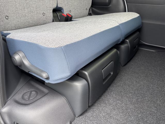 ムーヴキャンバス ストライプスＧ　両側電動スライドドア　クリアランスソナー　レーンアシスト　衝突被害軽減システム　オートライト　ＬＥＤヘッドランプ　スマートキー　アイドリングストップ　電動格納ミラー　シートヒーター　ベンチシート（55枚目）