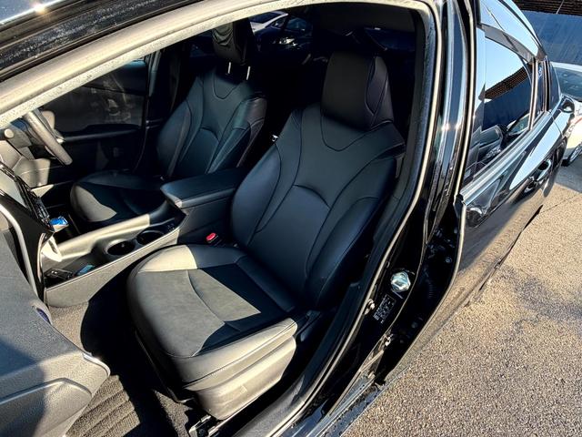 プリウス Sツーリングセレクション HVバッテリー5年間保証付 レーダークルーズコントロール ナビ/フルセグTV/Bluetoothオーディオ/CD/DVD/バックカメラ/シートヒーター/合成レザーシート/ドライブレコーダー(12枚目)