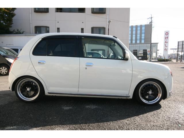 ミラジーノ Ｘリミテッド　車高調・１６インチアルミ・社外マフラー（5枚目）