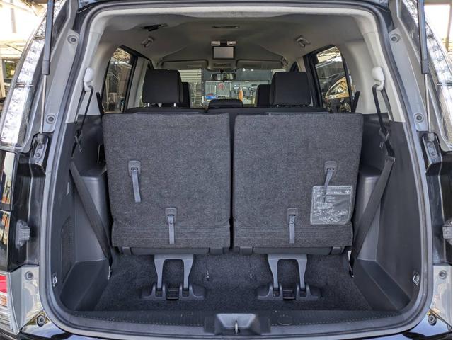 アイシス プラタナ　４ＷＤ　メモリナビ　Ｂｌｕｅｔｏｏｔｈ接続　バックカメラ　ＥＴＣ　パワースライドドア　フルセグＴＶ　ウォークスルー（11枚目）