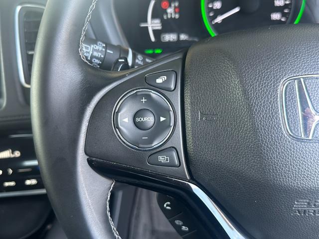 ヴェゼル ハイブリッドＺ・ホンダセンシング　衝突軽減ブレーキ　ＳＤナビ　Ｂｌｕｅｔｏｏｔｈ接続　バックカメラ　追従クルコン　シートヒーター　ＥＴＣ　ワンオーナー（13枚目）