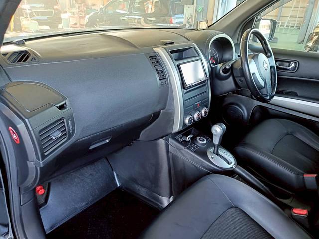 エクストレイル ２０Ｘ　ＨＤＤナビ　バックカメラ　４ＷＤ　シートヒーター　ＥＴＣ　フルセグＴＶ　ダウンヒルアシスト　音楽録音　ＣＤ／ＤＶＤ再生（7枚目）