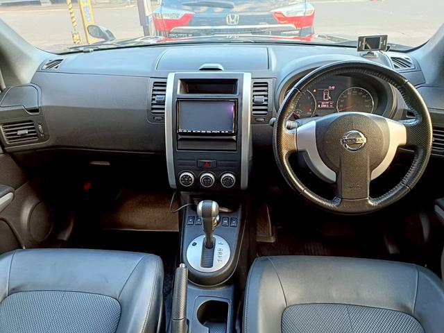 エクストレイル ２０Ｘ　ＨＤＤナビ　バックカメラ　４ＷＤ　シートヒーター　ＥＴＣ　フルセグＴＶ　ダウンヒルアシスト　音楽録音　ＣＤ／ＤＶＤ再生（22枚目）