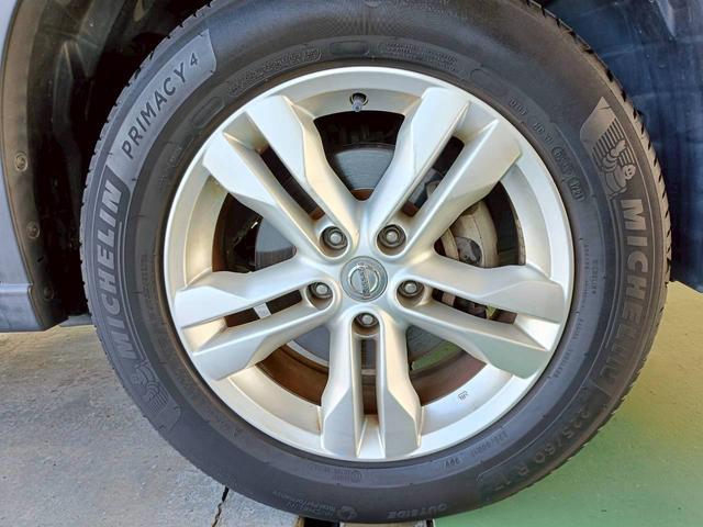 エクストレイル ２０Ｘ　ＨＤＤナビ　バックカメラ　４ＷＤ　シートヒーター　ＥＴＣ　フルセグＴＶ　ダウンヒルアシスト　音楽録音　ＣＤ／ＤＶＤ再生（40枚目）