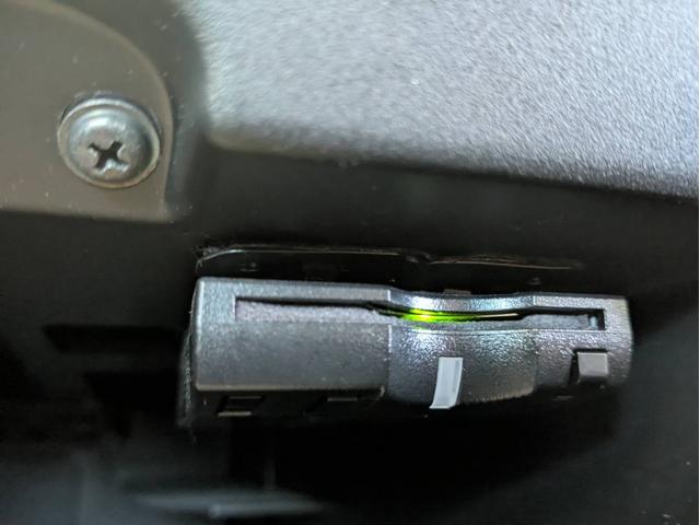 ラフェスタ ハイウェイスター　ＳＤナビ　両側電動スライドドア　バックカメラ　ＥＴＣ　フルセグＴＶ　音楽録音　ウォークスルー　アイドリングストップ　ＣＤ／ＤＶＤ再生　純正アルミ　ステアリングリモコン　サイド・カーテンエアバック（19枚目）