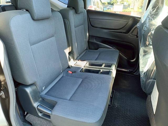 シエンタ ハイブリッドG 衝突軽減ブレーキ SDナビ 両側電動スライド バックカメラ Bluetooth接続 シートヒーター ETC フルセグTV ウォークスルー LEDライト 純正アルミ 車線逸脱警報 ステアリングリモコン(30枚目)