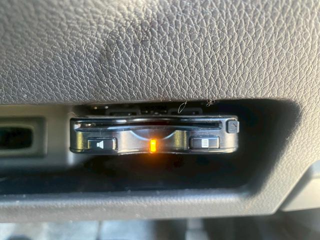 ｅＫスペースカスタム カスタムＴ　ターボ　ＳＤナビ　バックカメラ　ＥＴＣ　フルセグＴＶ　両側電動スライドドア　ＣＤ再生　ＡＵＸ　純正アルミ　Ｂｌｕｅｔｏｏｔｈ通話　プッシュスタート　オートライト　純正フロアマット　ベンチシート（17枚目）