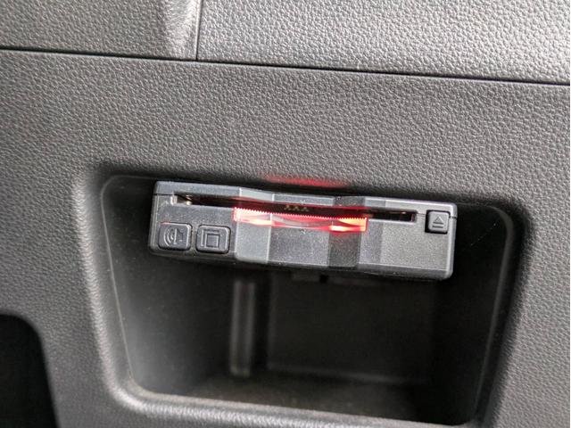 タント カスタムＸ　スマートセレクションＳＡ　衝突軽減ブレーキ　ＳＤナビ　Ｂｌｕｅｔｏｏｔｈオーディオ　ＥＴＣ　フルセグＴＶ　パワースライドドア　ＡＵＸ　ＣＤ／ＤＶＤ再生　純正アルミ　オートライト　ステアリングリモコン　プッシュスタート（17枚目）