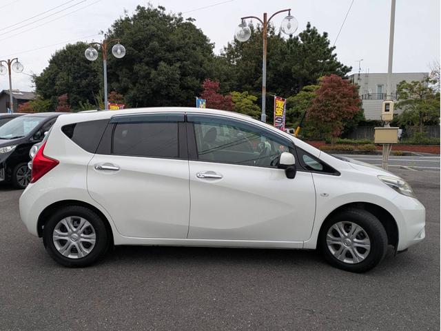 ノート メダリスト　ＳＤナビ　全周囲カメラ　Ｂｌｕｅｔｏｏｔｈオーディオ　ＥＴＣ　ワンセグＴＶ　音楽録音　ＣＤ／ＤＶＤ再生　ＡＵＸ　ＵＳＢ接続　オートライト　ハーフレザーシート　プッシュスタート　アイドリングストップ（45枚目）