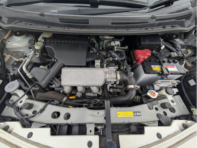 ノート メダリスト　ＳＤナビ　全周囲カメラ　Ｂｌｕｅｔｏｏｔｈオーディオ　ＥＴＣ　ワンセグＴＶ　音楽録音　ＣＤ／ＤＶＤ再生　ＡＵＸ　ＵＳＢ接続　オートライト　ハーフレザーシート　プッシュスタート　アイドリングストップ（52枚目）