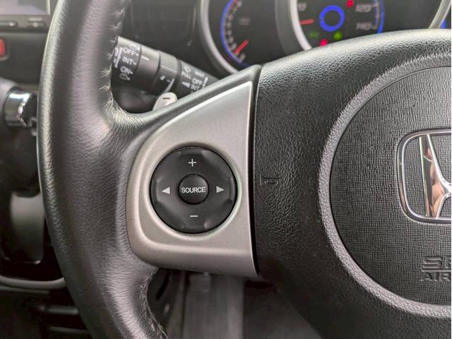 Ｎ－ＢＯＸカスタム Ｇ・ターボパッケージ　メモリナビ　ターボ　両側電動スライドドア　バックカメラ　Ｂｌｕｅｔｏｏｔｈオーディオ　クルーズコントロール　ＥＴＣ　ワンセグＴＶ　ＣＤ／ＤＶＤ再生　パドルシフト　ステアリングリモコン　オートライト（14枚目）