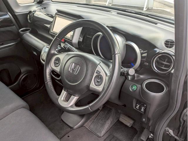 Ｎ－ＢＯＸカスタム Ｇ・ターボパッケージ　メモリナビ　ターボ　両側電動スライドドア　バックカメラ　Ｂｌｕｅｔｏｏｔｈオーディオ　クルーズコントロール　ＥＴＣ　ワンセグＴＶ　ＣＤ／ＤＶＤ再生　パドルシフト　ステアリングリモコン　オートライト（26枚目）