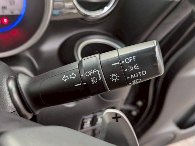 Ｎ－ＢＯＸカスタム Ｇ・ターボパッケージ　メモリナビ　ターボ　両側電動スライドドア　バックカメラ　Ｂｌｕｅｔｏｏｔｈオーディオ　クルーズコントロール　ＥＴＣ　ワンセグＴＶ　ＣＤ／ＤＶＤ再生　パドルシフト　ステアリングリモコン　オートライト（33枚目）