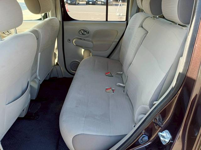 キューブ １５Ｘ　Ｖセレクション　ＳＤナビ　Ｂｌｕｅｔｏｏｔｈオーディオ　フルセグＴＶ　アイドリングストップ　ＡＵＸ　ＣＤ／ＤＶＤ再生　スマートキー　プッシュスタート　ＨＩＤライト　ワンオーナー　オートライト　ドライブレコーダー（9枚目）