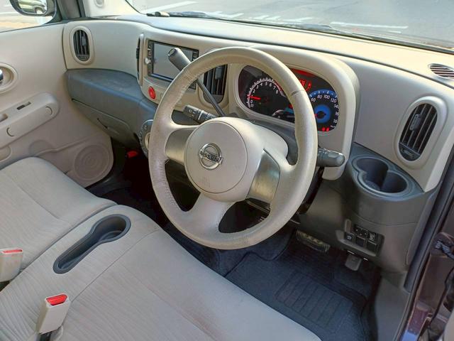 キューブ １５Ｘ　Ｖセレクション　ＳＤナビ　Ｂｌｕｅｔｏｏｔｈオーディオ　フルセグＴＶ　アイドリングストップ　ＡＵＸ　ＣＤ／ＤＶＤ再生　スマートキー　プッシュスタート　ＨＩＤライト　ワンオーナー　オートライト　ドライブレコーダー（22枚目）