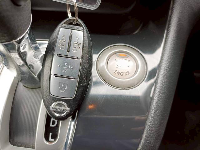 セレナ ハイウェイスター S-ハイブリッド SDナビ 両側電動スライドドア 後席モニター クルーズコントロール ETC フルセグTV Bluetoothオーディオ ウォークスルー 純正アルミ プッシュスタート AUX アイドリングストップ(19枚目)