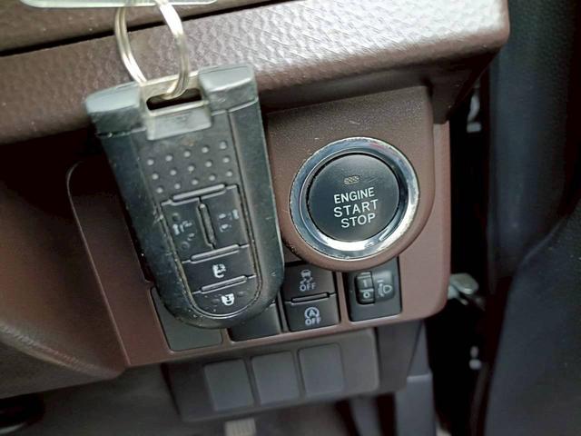 ルーミー G S 衝突軽減ブレーキ メモリナビ 両側電動スライドドア Bluetoothオーディオ バックカメラ クルーズコントロール フルセグTV 音楽録音 ステアリングリモコン CD・DVD再生 オートライト(19枚目)