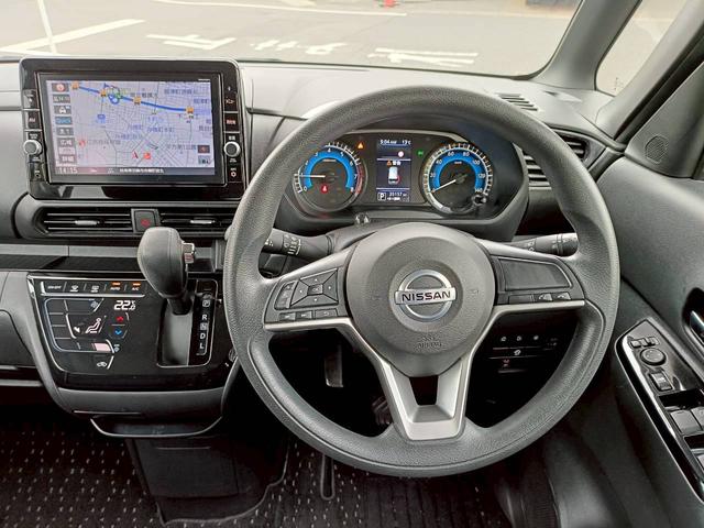 ルークス ハイウェイスター　Ｘ　ＳＤナビ　両側電動スライドドア　全周囲カメラ　Ｂｌｕｅｔｏｏｔｈオーディオ　ＥＴＣ　ドラレコ　音楽録音　純正アルミ　ステアリングリモコン　プッシュスタート　ＣＤ／ＤＶＤ再生　ＵＳＢ接続　ＡＵＸ（12枚目）