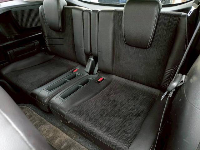 フリードハイブリッド ジャストセレクション　ＨＤＤナビ　両側電動スライドドア　Ｂｌｕｅｔｏｏｔｈオーディオ　クルーズコントロール　ＥＴＣ　フルセグＴＶ　音楽録音　ウォークスルー　３列シート　純正アルミ　ＣＤ／ＤＶＤ再生　ハーフレザーシート（10枚目）