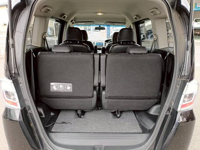 フリードハイブリッド ジャストセレクション　ＨＤＤナビ　両側電動スライドドア　Ｂｌｕｅｔｏｏｔｈオーディオ　クルーズコントロール　ＥＴＣ　フルセグＴＶ　音楽録音　ウォークスルー　３列シート　純正アルミ　ＣＤ／ＤＶＤ再生　ハーフレザーシート（12枚目）