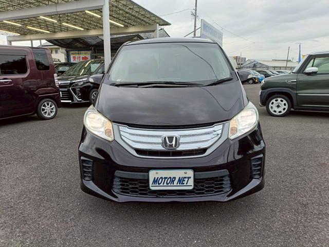 フリードハイブリッド ジャストセレクション　ＨＤＤナビ　両側電動スライドドア　Ｂｌｕｅｔｏｏｔｈオーディオ　クルーズコントロール　ＥＴＣ　フルセグＴＶ　音楽録音　ウォークスルー　３列シート　純正アルミ　ＣＤ／ＤＶＤ再生　ハーフレザーシート（33枚目）